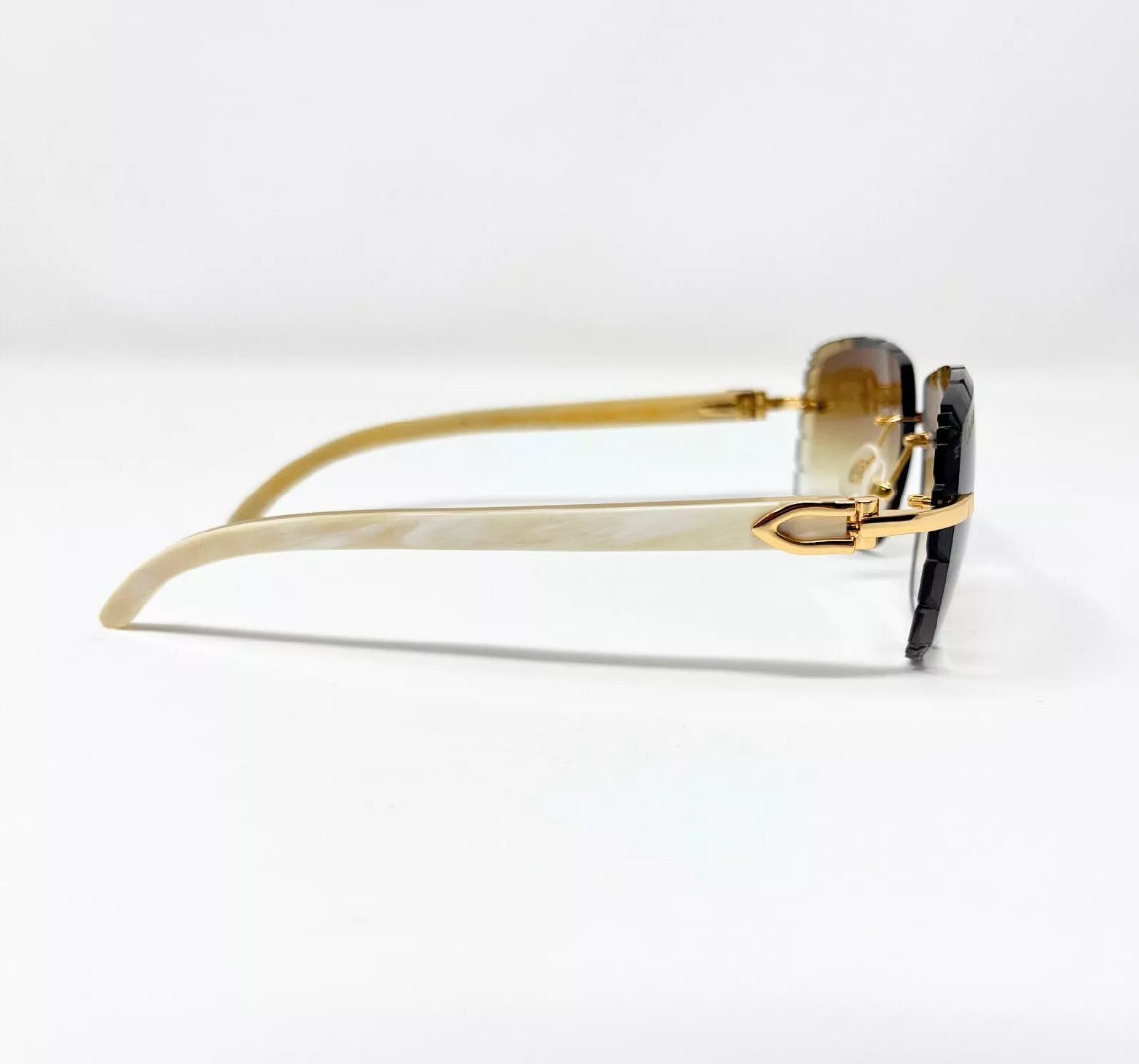 Pre-Owned Cartier Buffalo Horn White Diamond Cut Sunglasses Tan Gradient